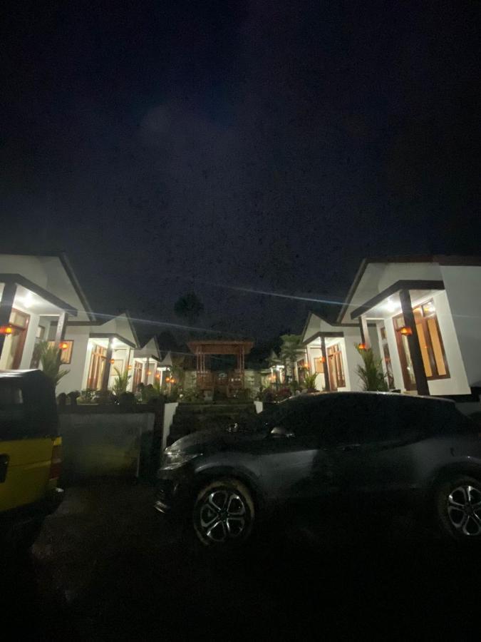 Villa Madinna Dieng Diyeng Εξωτερικό φωτογραφία