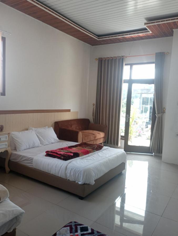 Villa Madinna Dieng Diyeng Εξωτερικό φωτογραφία