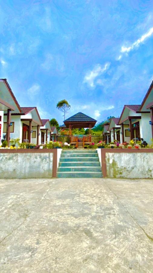 Villa Madinna Dieng Diyeng Εξωτερικό φωτογραφία