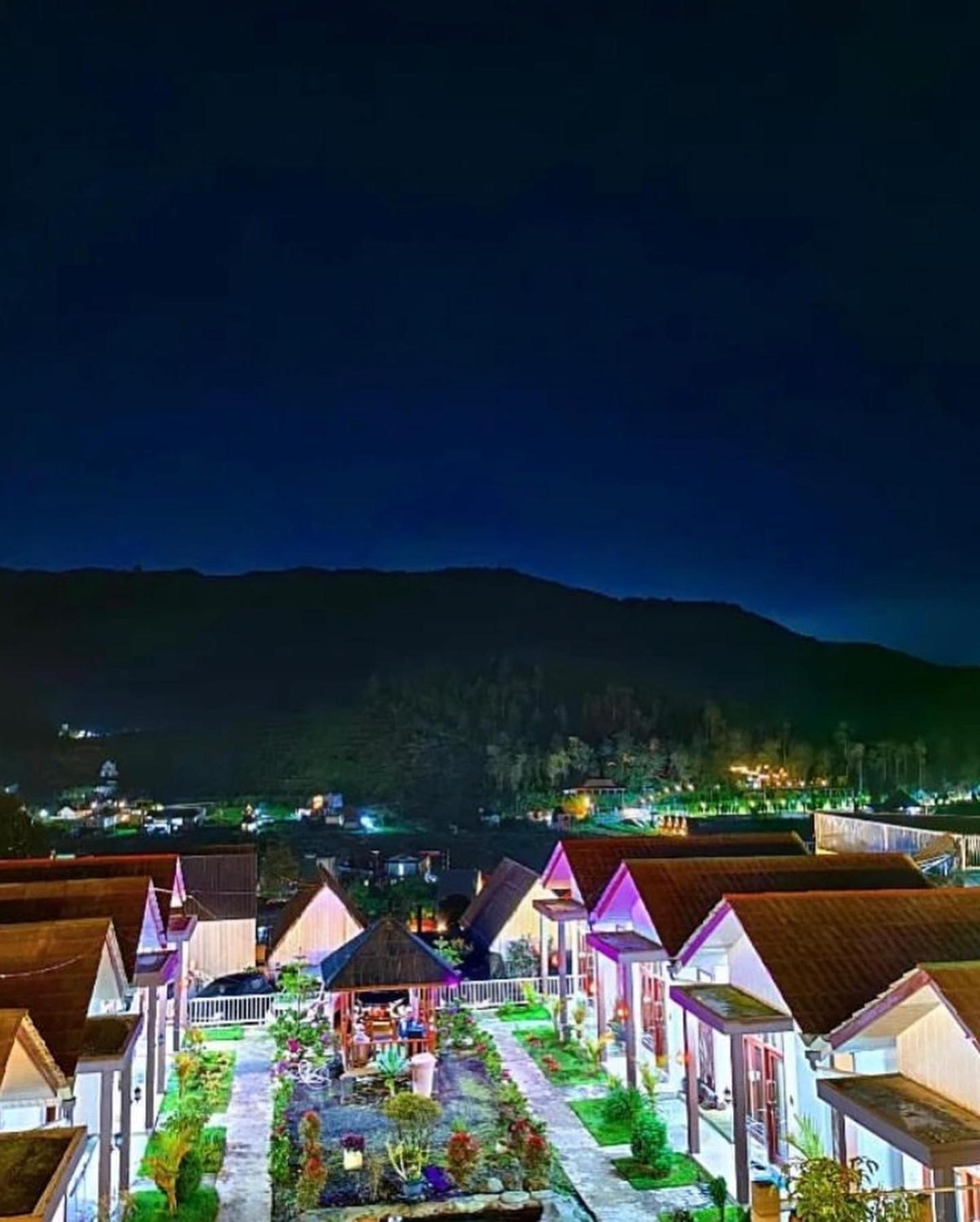 Villa Madinna Dieng Diyeng Εξωτερικό φωτογραφία